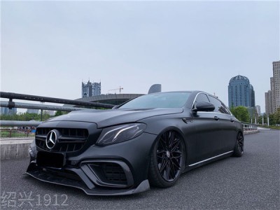 Height-adjustable Mercedes-Benz E-Class W213 stancenation very low profile