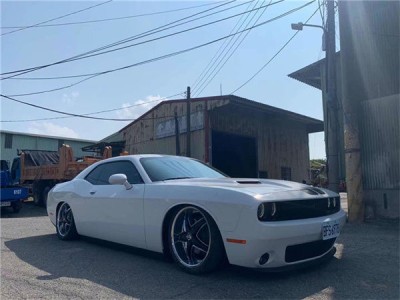 American sports car dodge challenger stancenation chasing the trend