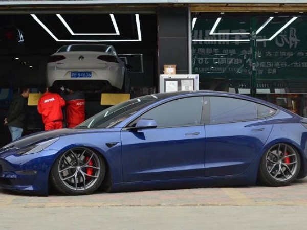 Tesla Model3 is very satisfied with the modification of airbft air suspension